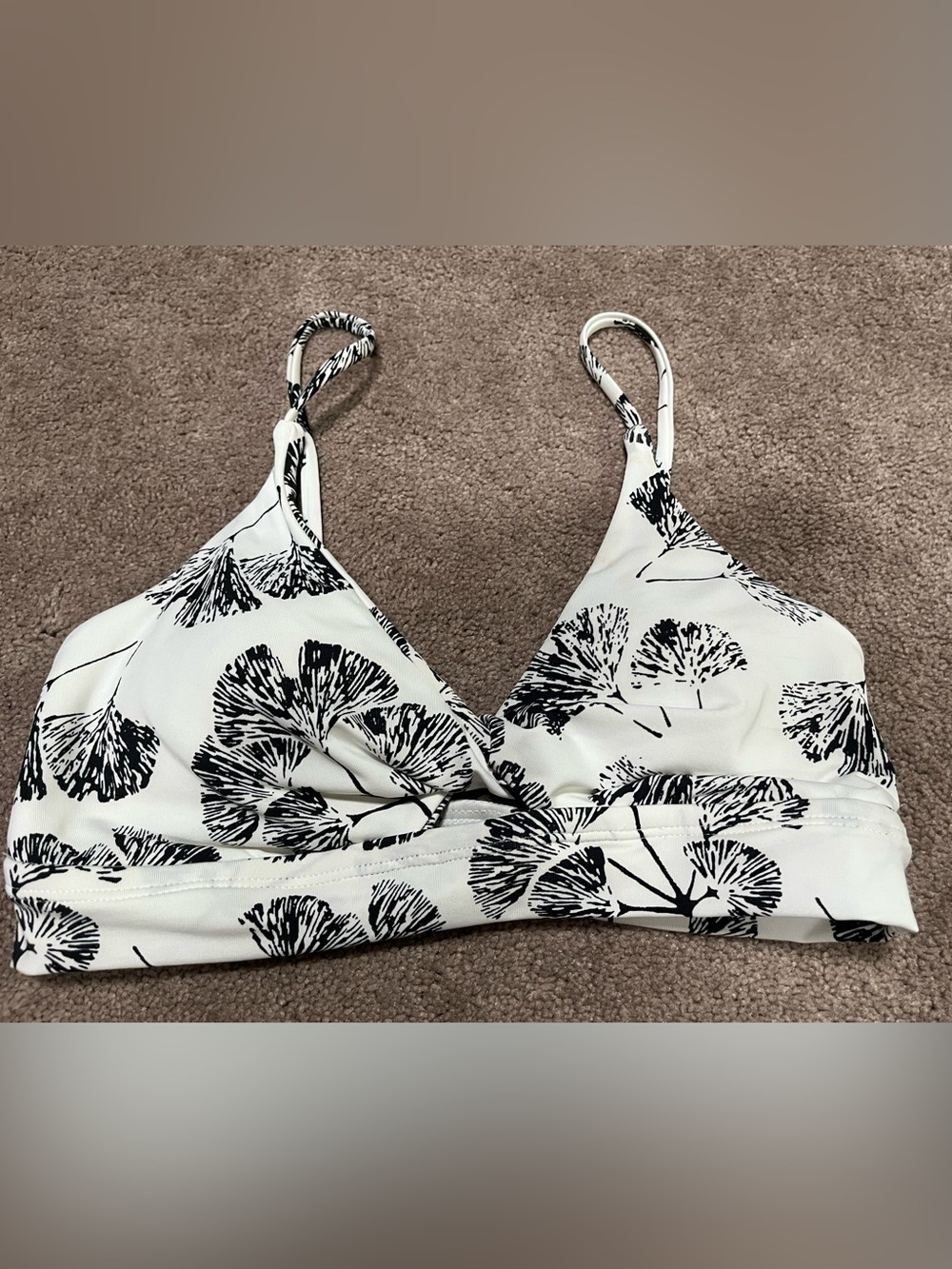 Carve Designs White and Black Floral Swim Top XS